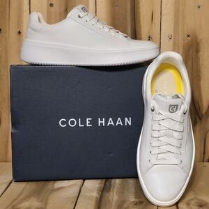 COLE HAAN Grandpro Topspin Womens 7 C White Leather Sneakers Shoes